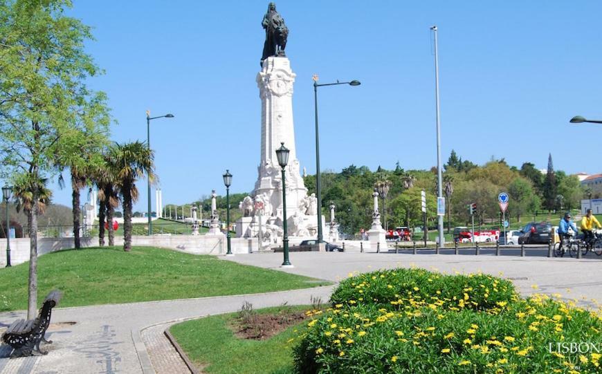 Comfortable Apartment In Marques De Pombal リスボン エクステリア 写真
